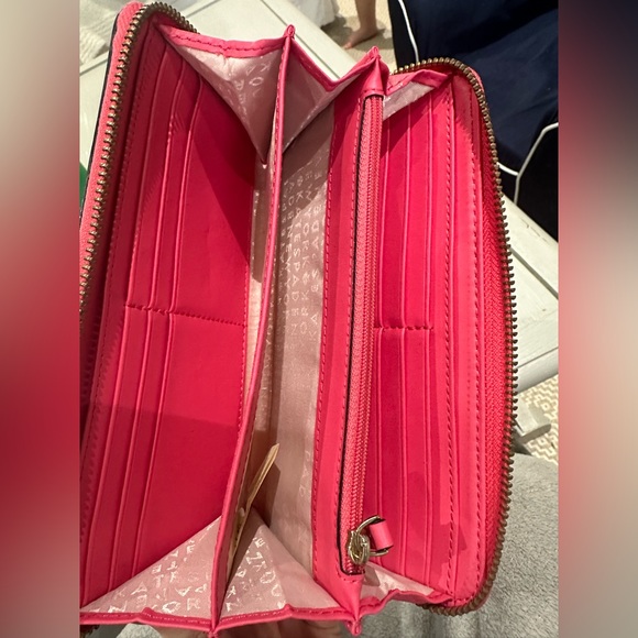 Kate Spade Wallet - Picture 3 of 5